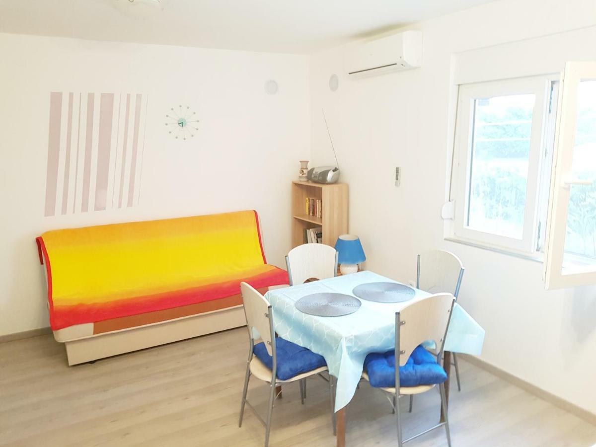 Apartment Brigitte Врси Екстер'єр фото