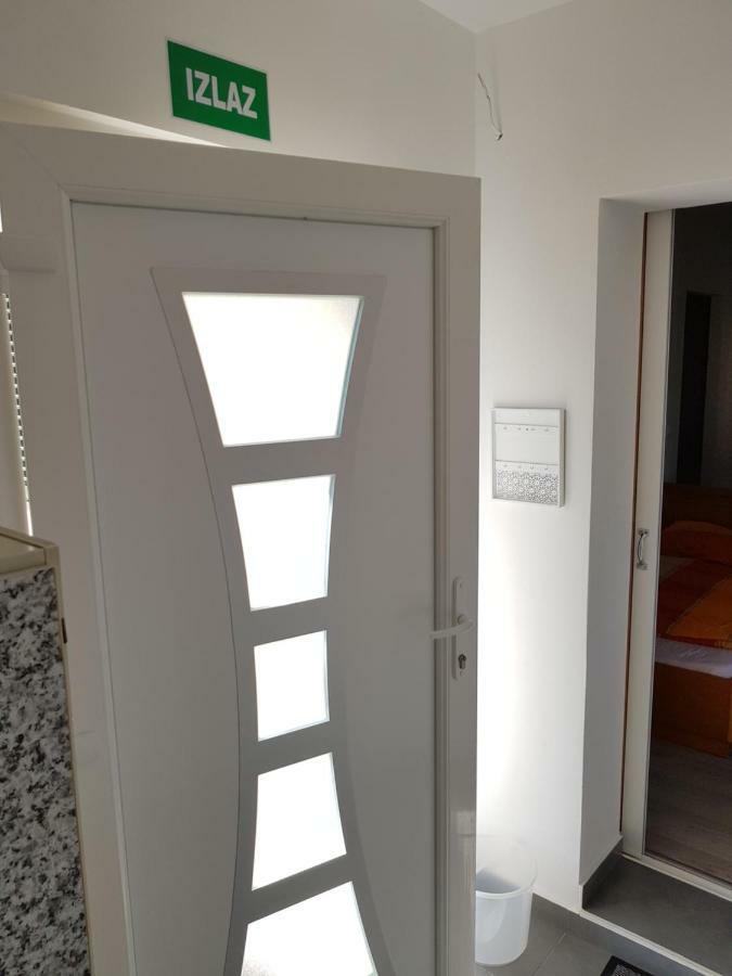 Apartment Brigitte Врси Екстер'єр фото