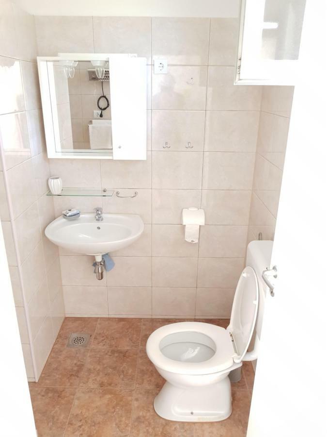 Apartment Brigitte Врси Екстер'єр фото